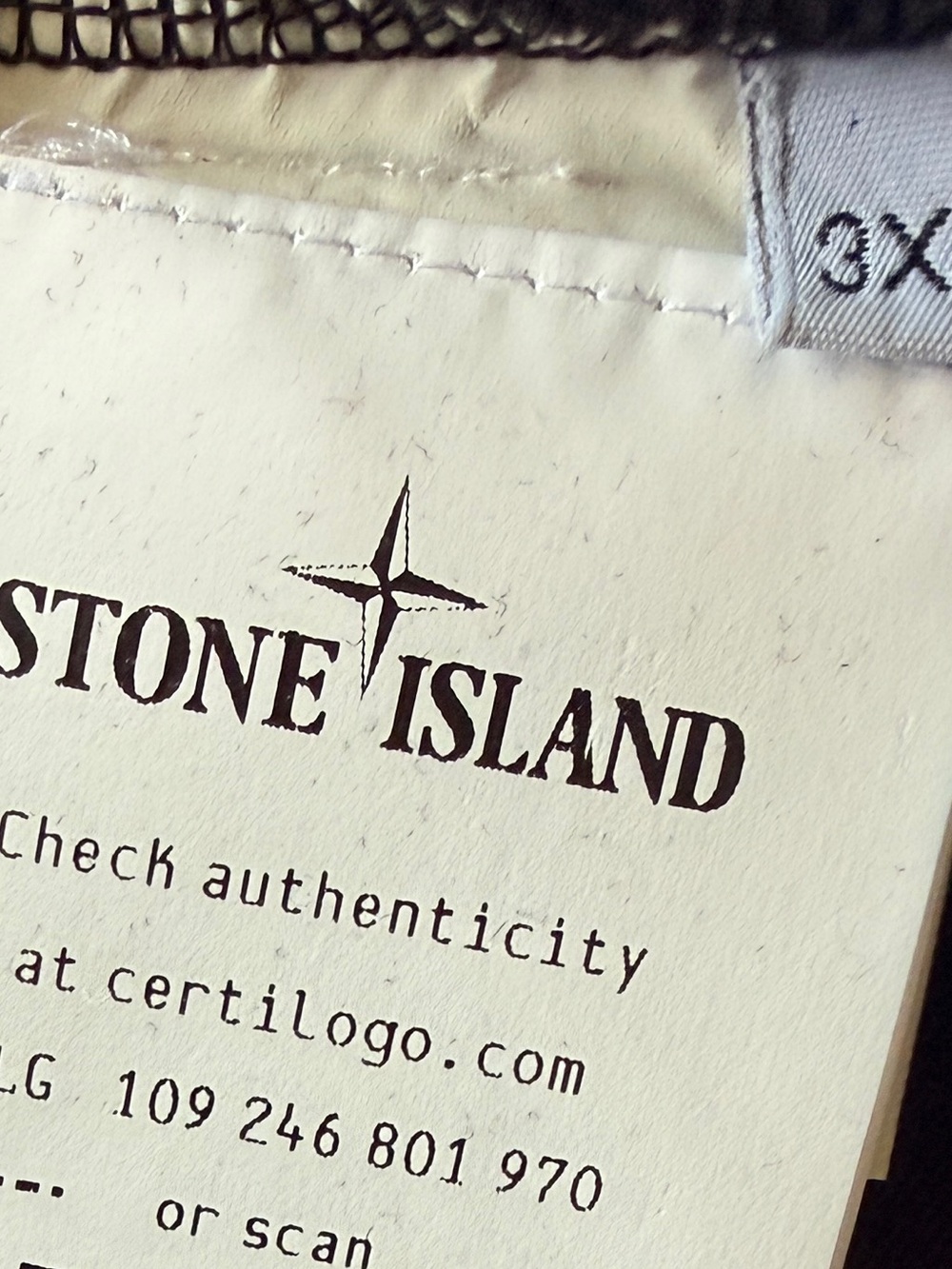 STONE ISLAND Spine Book-Print T-Shirt Black Size 3X - Picture 10 of 10